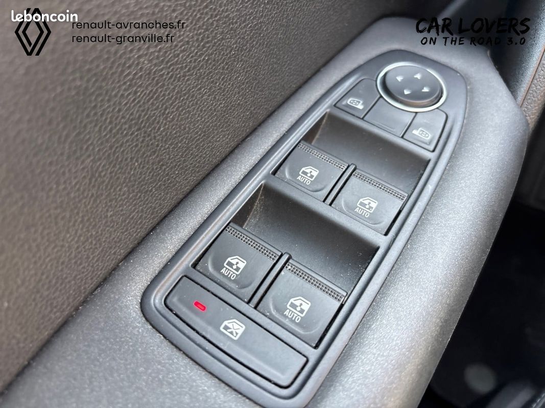 RENAULT Captur TCe 90 Evolution (image 16)