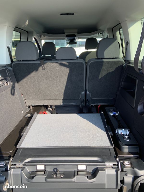 Ford Tourneo Connect L1 Titanium 1.5 EcoBoost 115 ch DSG7 - Handicap - TPMR 👨🦽 (image 3)