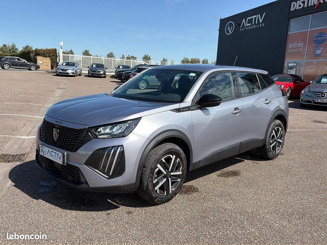PEUGEOT 2008 1.2 100 style (image 1)