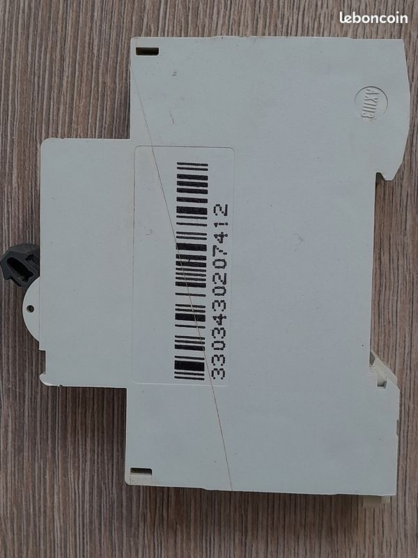 Disjoncteur Merlin Gerin C1 (image 3)