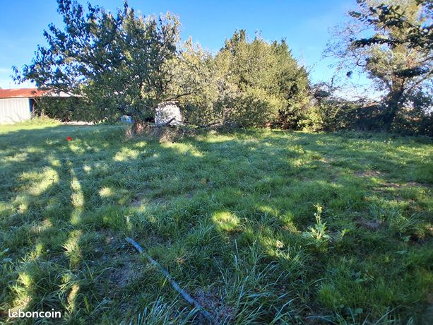 Terrain 1086 m² LA GRIPPERIE ST SYMPHORIEN