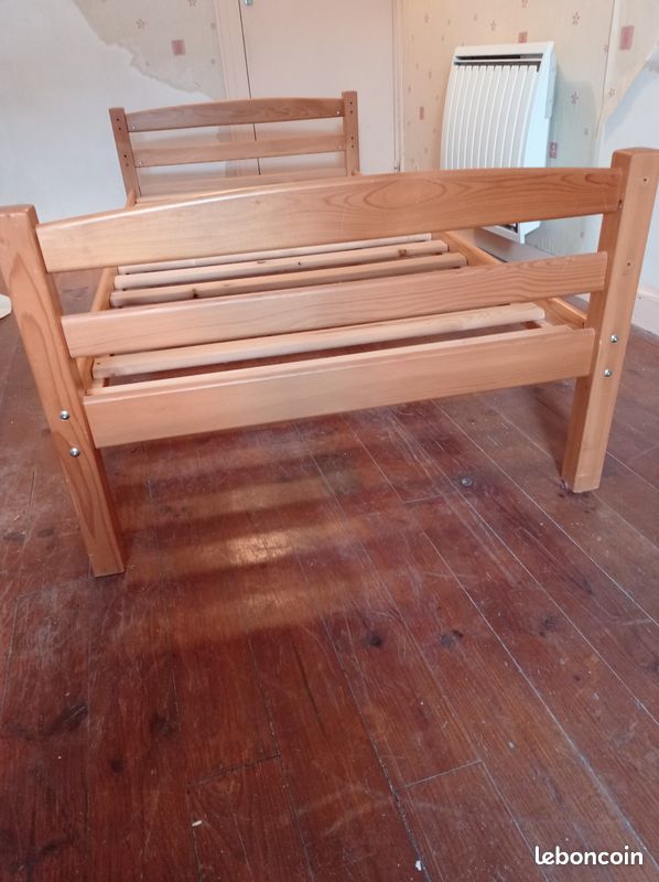 À vendre lit de 90 en pin (image 2)