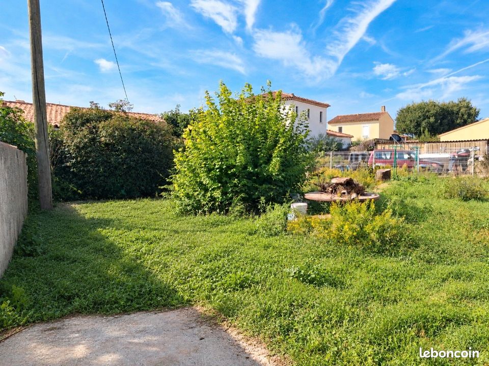 Terrain 390 m² · à La Crau · 205 000 €