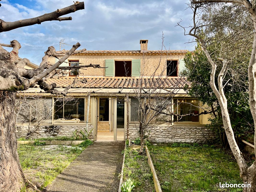 Maison 5 pièces 105 m² · à L'Isle-sur-la-Sorgue · 105 m² · 525 000 €