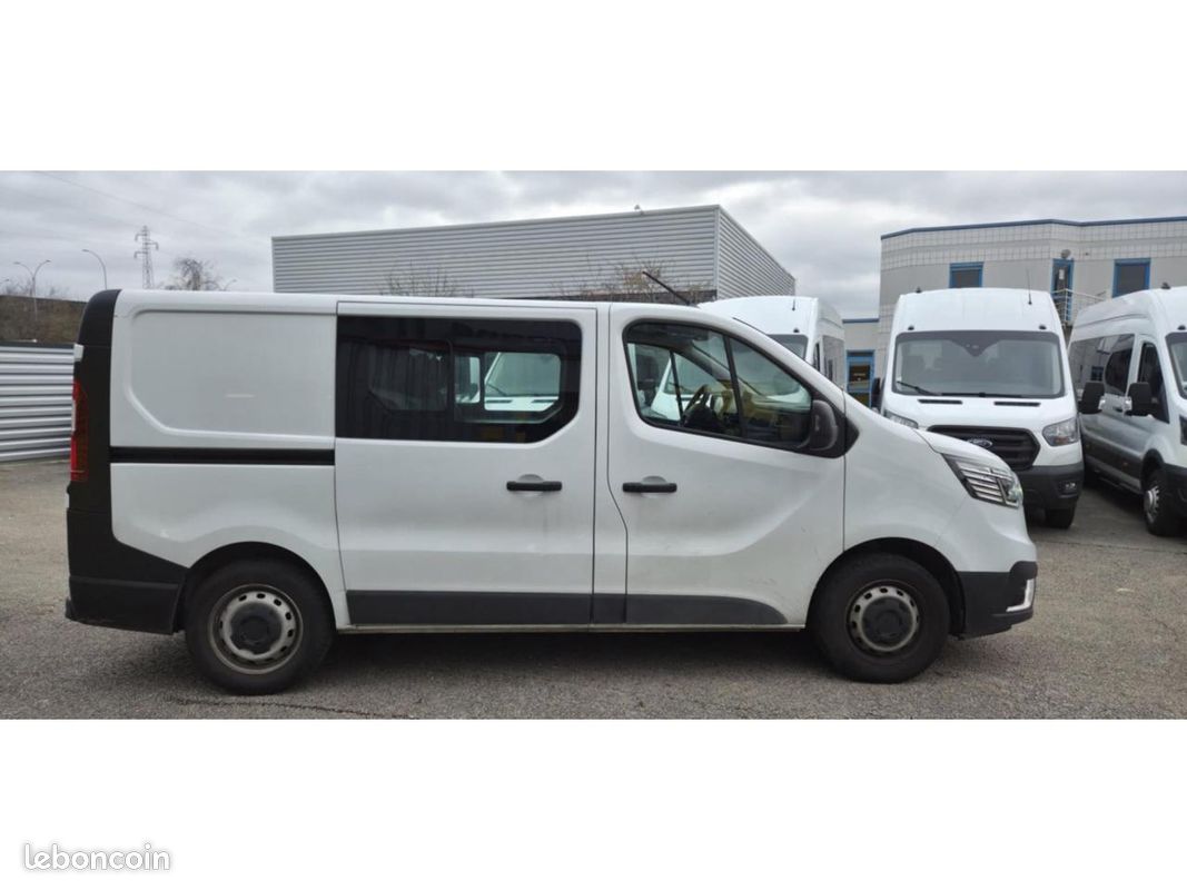 RENAULT TRAFIC L1H1 3000 Kg 2.0 Blue dCi - 130 III CABINE APPROFONDIE Confort (image 7)