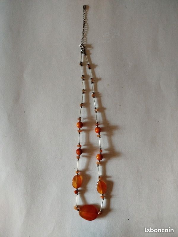 Collier vintage orange (image 1)