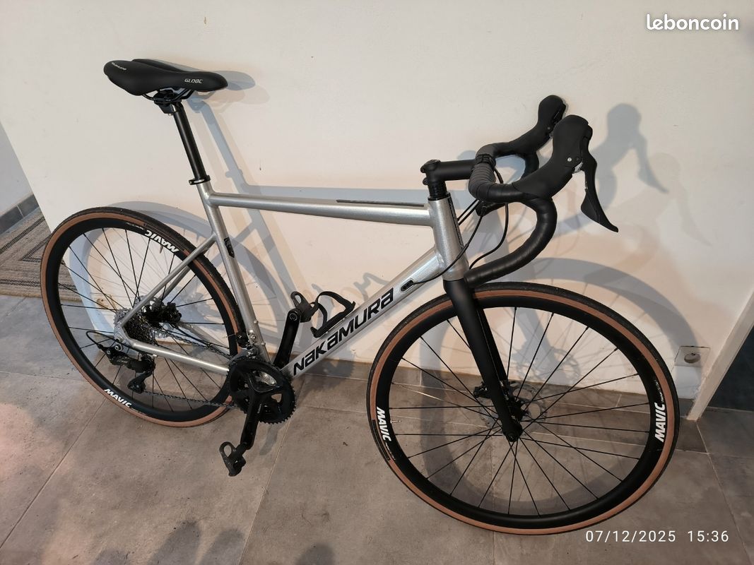 Cadre Vélo Route Occhi Alu Blanc + Fourche Carbone – Taille à Confirmer