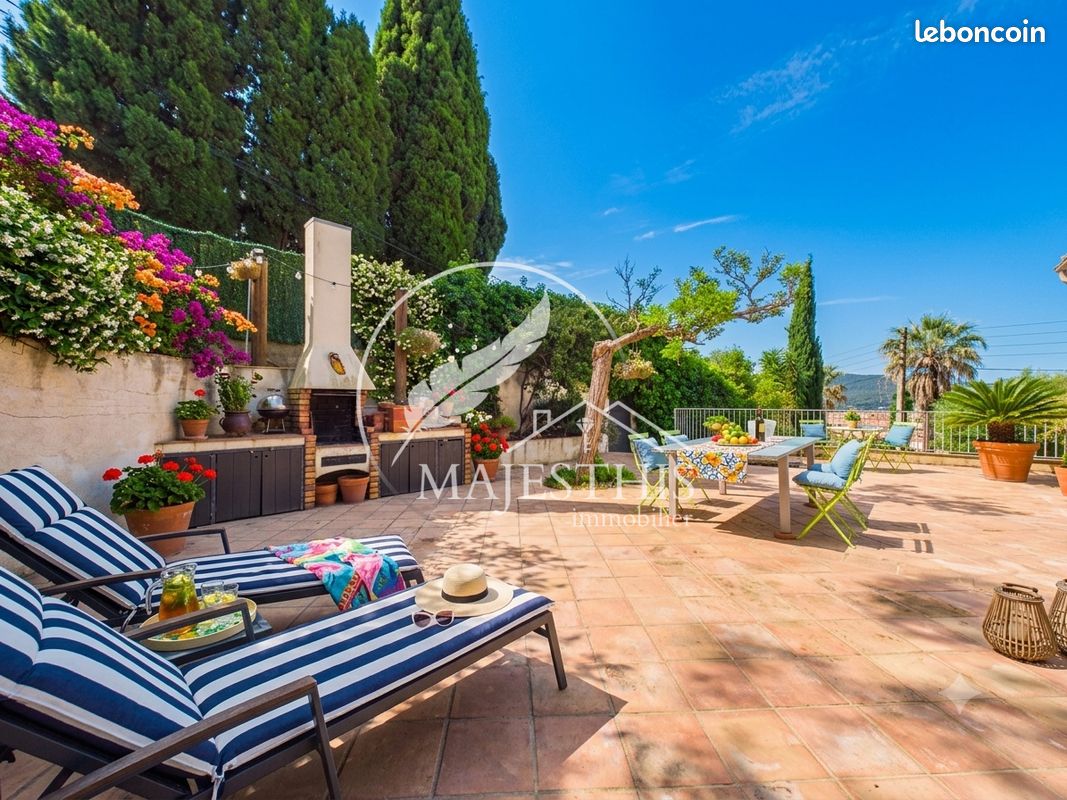 Maison 6 pièces 152 m² · à Hyères · 152 m² · 790 000 €