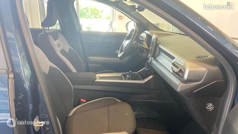 Dacia Bigster 1.2 hybrid-G 150ch Journey 4x4 (image 15)
