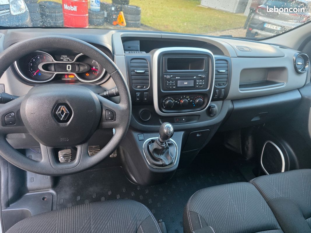 ✅renault trafic iii fg l1h1 1200 1.6 dci⏩️ 125 ch grand confort energy⏩️ moteur a chaine (image 9)