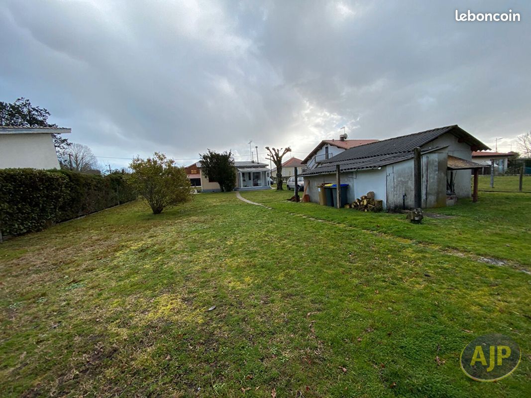 Terrain 600 m² · à Lège-Cap-Ferret · 600 m² · 245 000 €