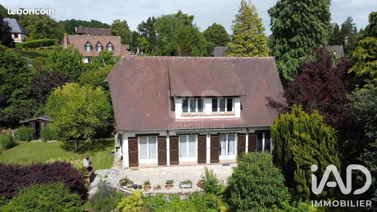 Maison 5 pièces 144 m² · à Catenay · 144 m² · 316 000 €