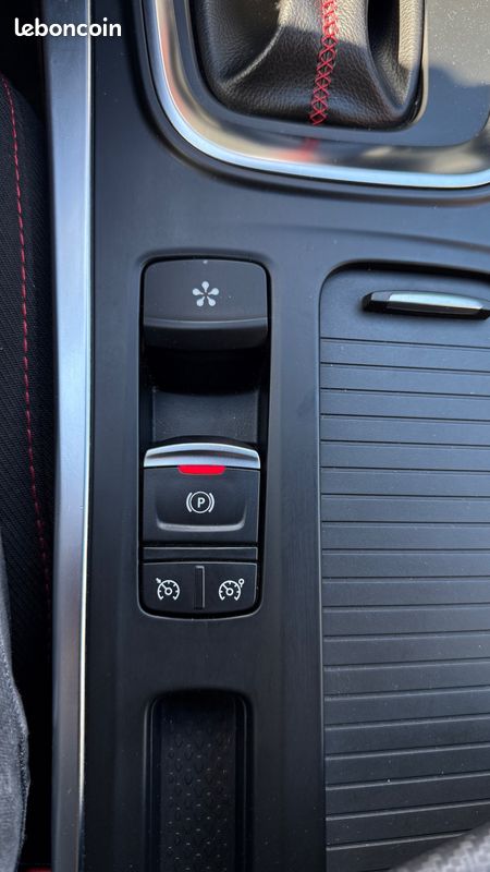 RENAULT Megane 1.8 280 RS EDC BVA - GARANTIE 6 MOIS MIN (image 21)