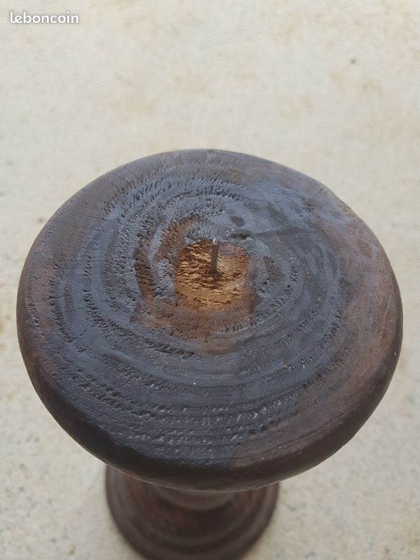 Porte bougie en bois brut torsadé (image 5)