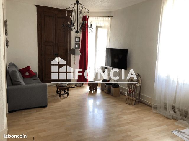 Appartement a louer bourgoin-jallieu - 2 pièce(s) - 60 m2 - Surfyn