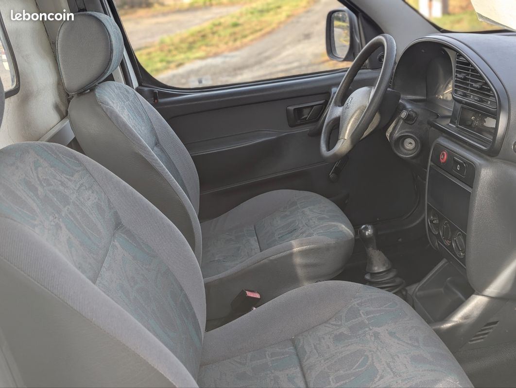 Partner benne 1.9 diesel 70 occamobile 64 pau (image 4)