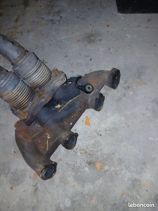 Collecteur d'échappement audi a3 8l (image 2)