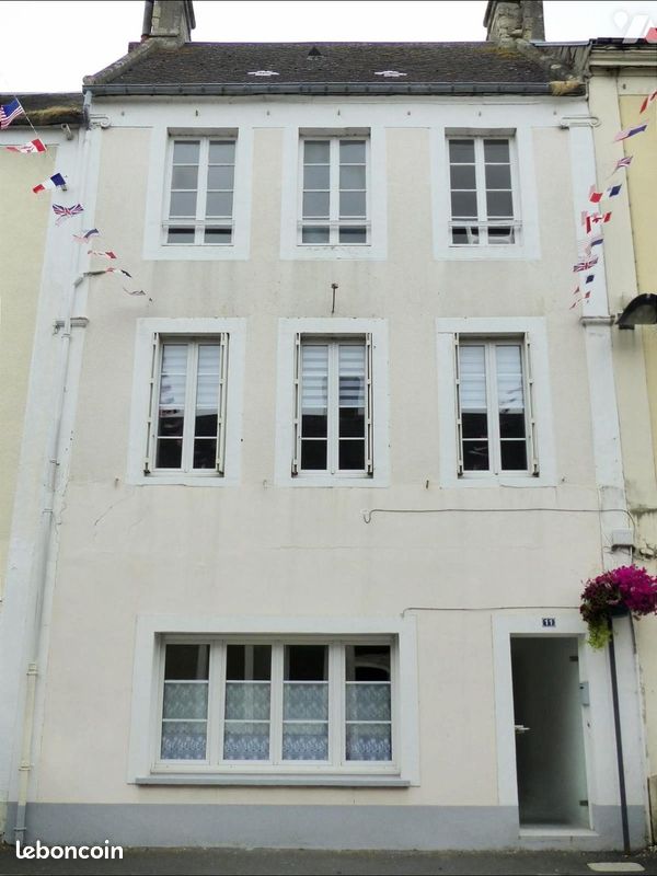 Maison 6 pièces 201 m² · à Isigny-sur-Mer · 201 m² · 148 820 €