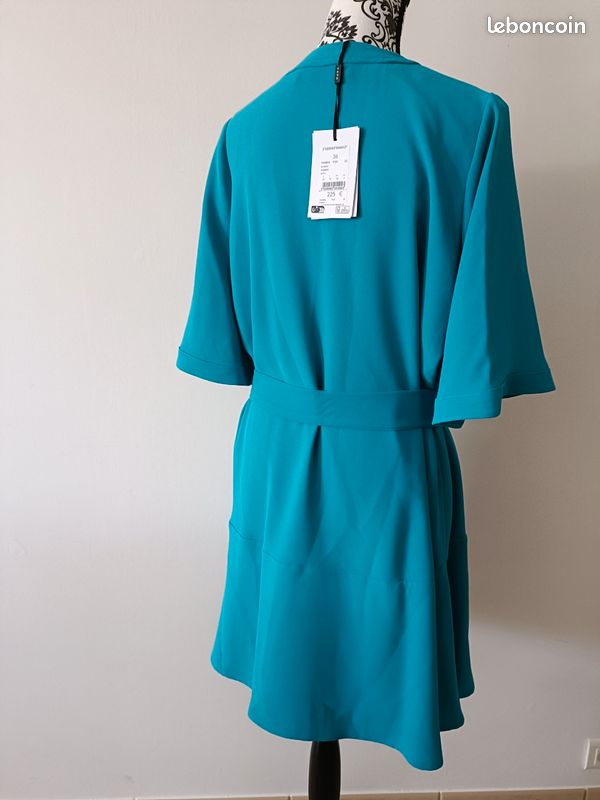 Robe Zapa En Lin, Taille 42, Couleur Beige, Style évasé | Robe D'occasion En Très Bon état