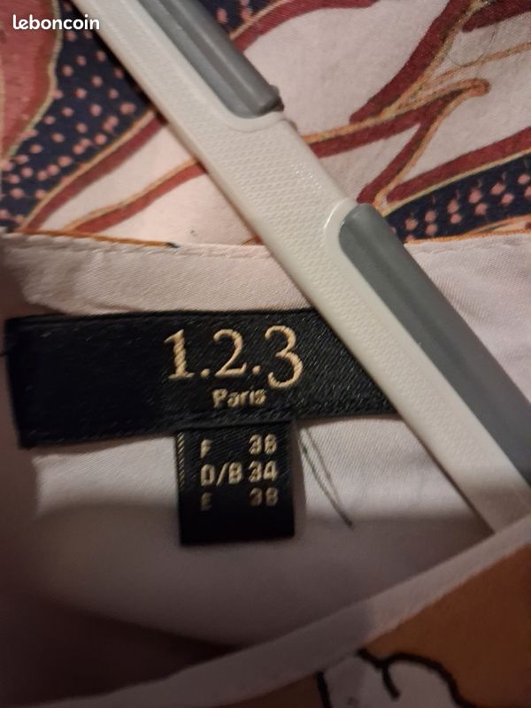 Robe 123 (image 4)