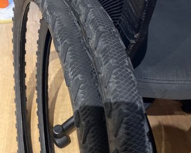 Vtt Pneu - 26 X 1,95 - Noir / Gum Wall LAMPA