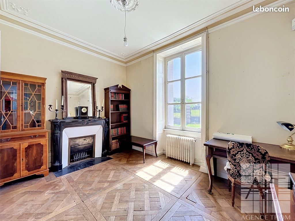 Propriété 10 pièces 219 m² (image 9)