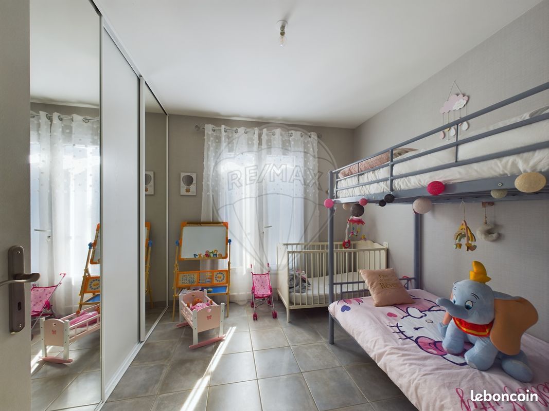 Maison 11 pièces 207 m² - Le Gua 17600 (image principale 12)