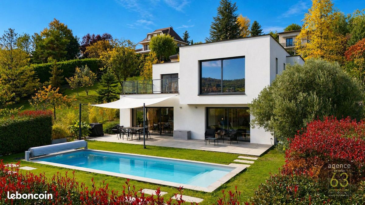 Maison 6 pièces 178 m² · à Clermont-Ferrand · 178 m² · 699 000 €