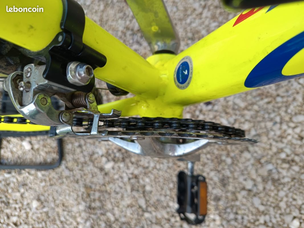 Pièce de velo guidon et fourche - Vélos