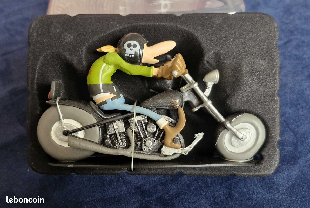 Ella FROIX et J.M. TRAINE sur leur HONDA 125 CG - Joe Bar Team Figures
