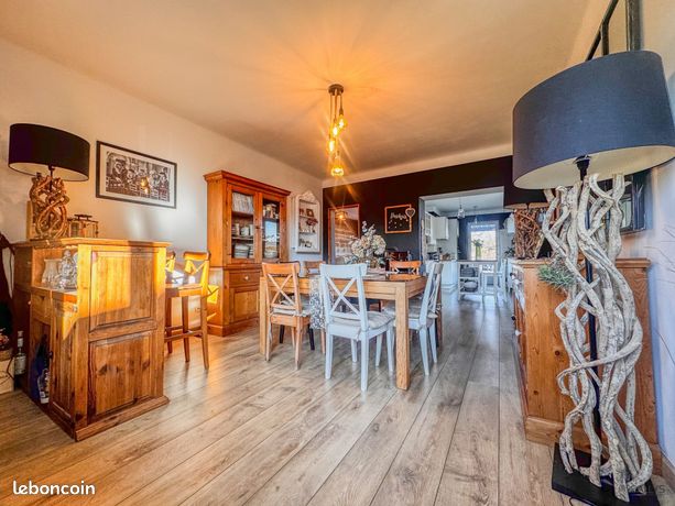 Maison 7 pièces 158 m²