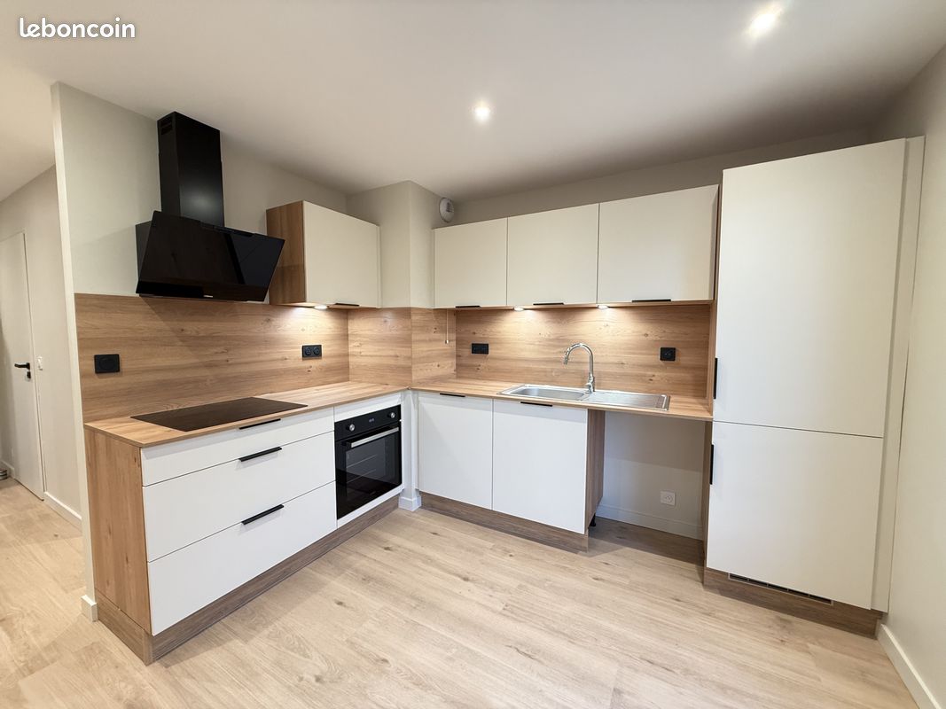 Appartement 3 pièces 67 m² · à Albertville · 67 m² · 990 €/mois