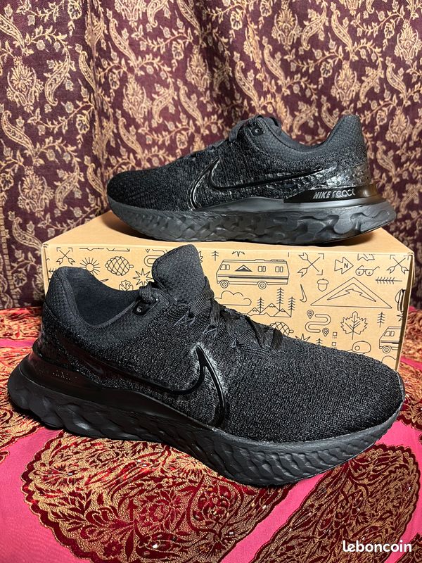 Chaussures running React Infinity Run Flyknit 3 Nike 44 (image 1)