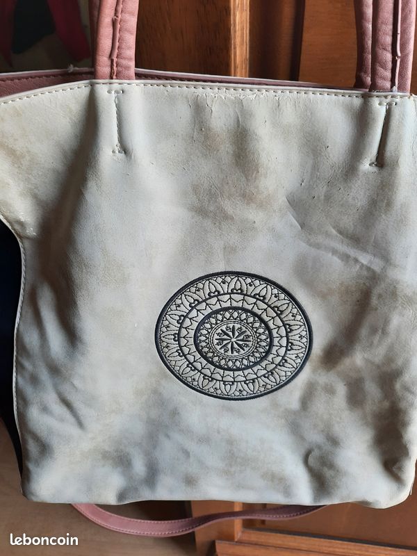 Vends sac à main desigual (image 1)