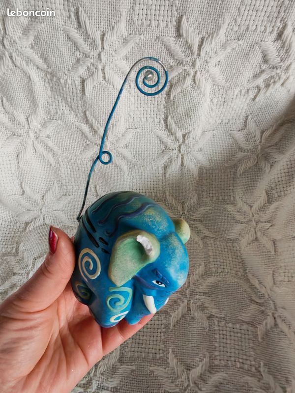 Elephant bleu en biscuit porte-photo (image 1)