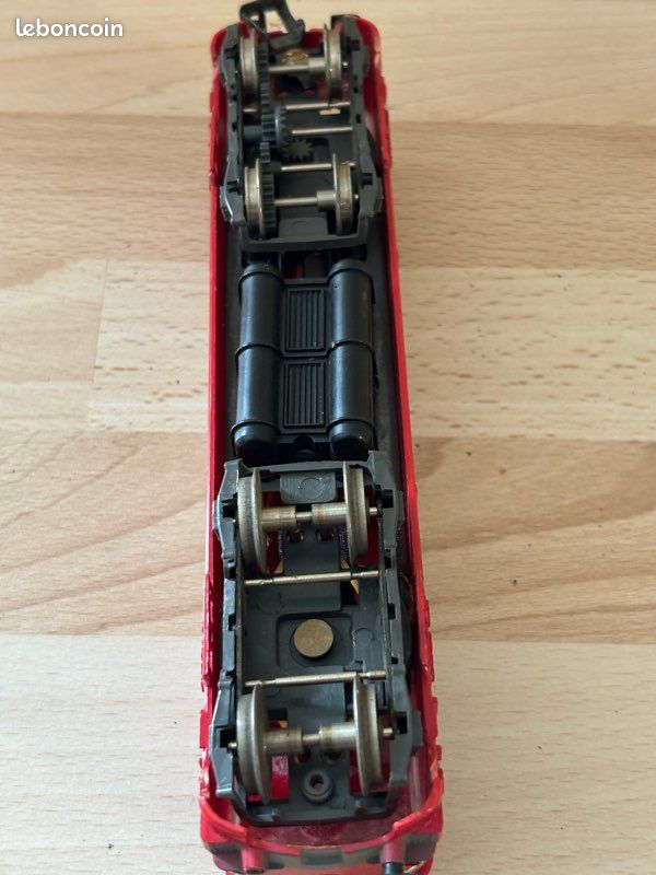 JOUEF HO - Loco électrique SNCF BB9288 "Capitole" rouge (voir