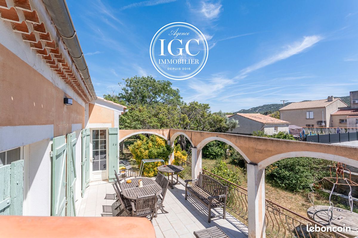 Maison 4 pièces 130 m² · à Châteauneuf-les-Martigues · 130 m² · 449 000 €