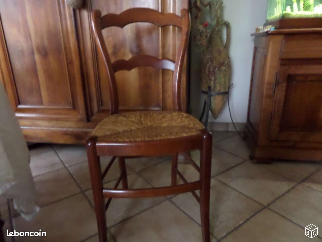 4 chaises style campagnard (image 1)