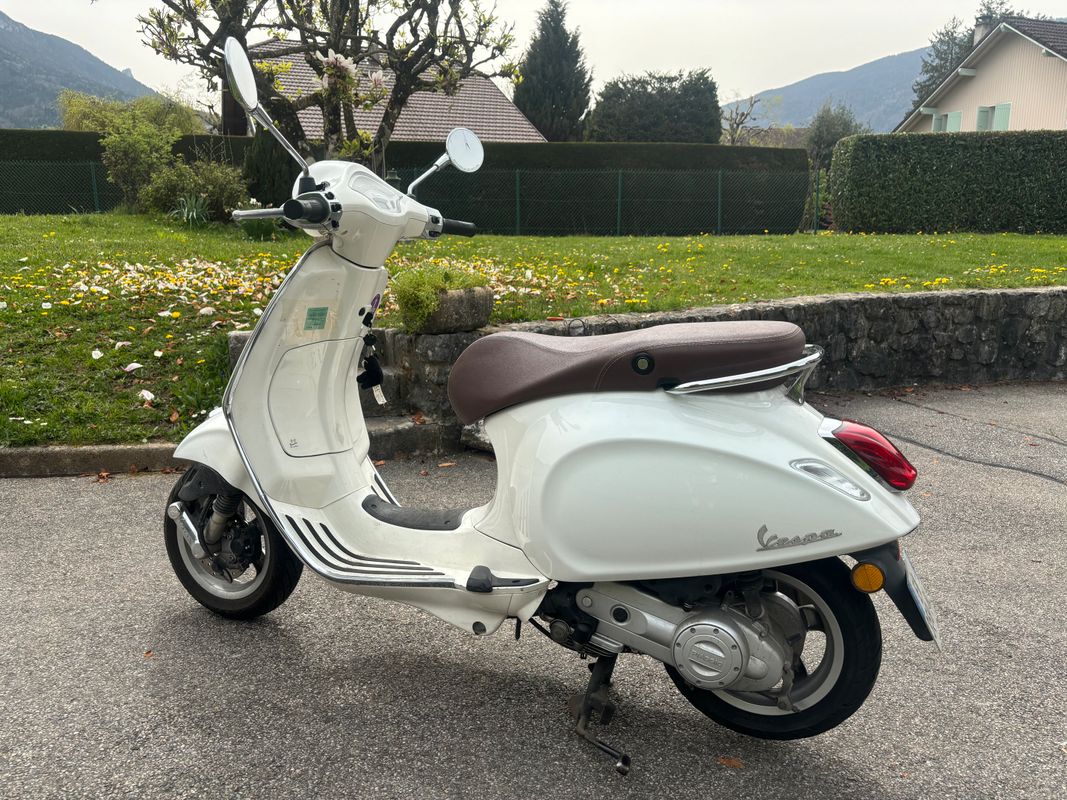 Scooter Vespa 50cc - Motos