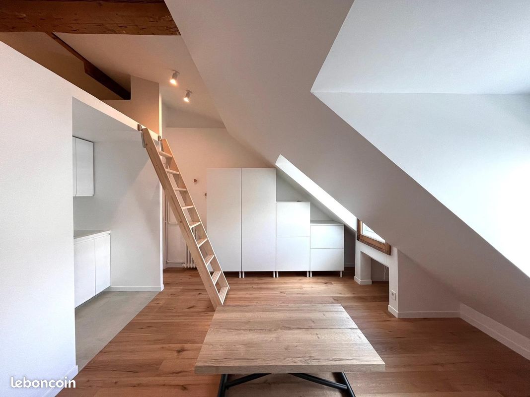 Appartement 1 pièce 23 m² · à Paris · 23 m² · 295 000 €