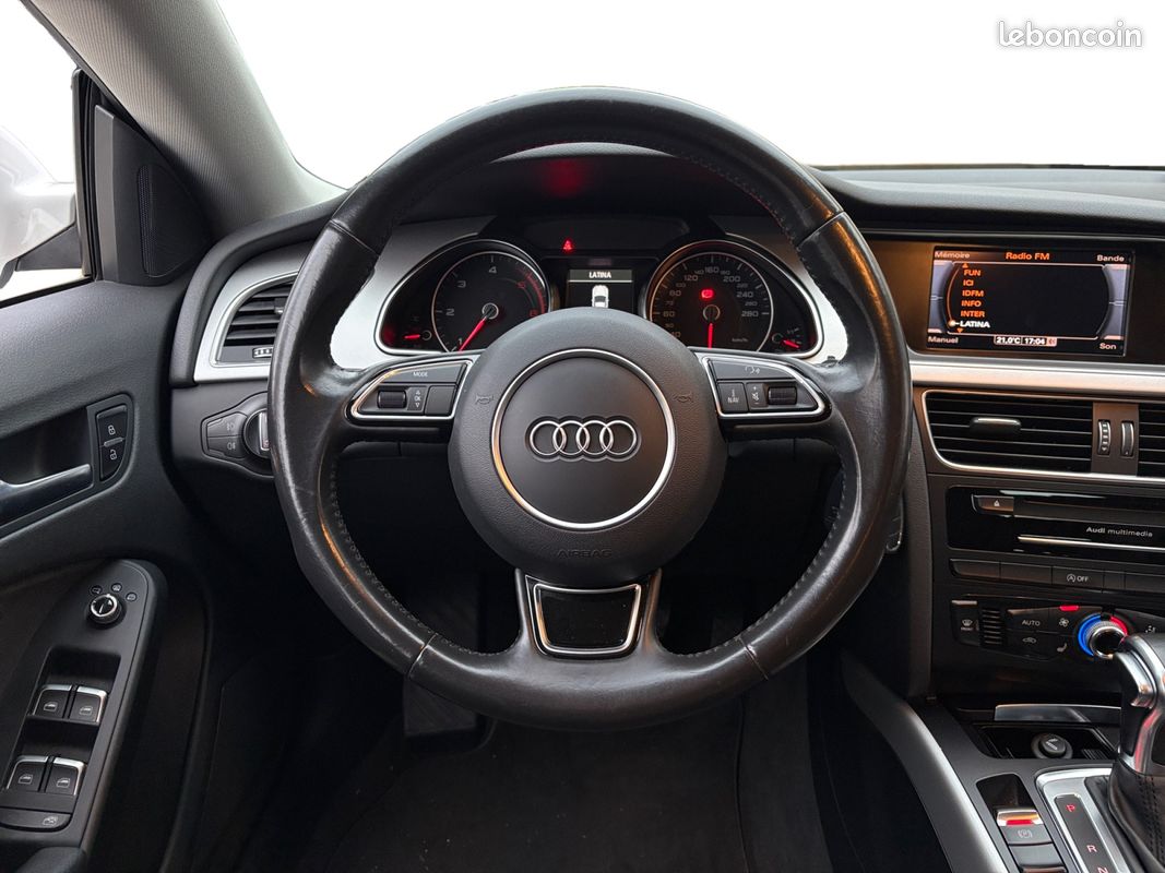 AUDI A5 (2) SPORTBACK 2.0 TDI 190 S LINE QUATTRO S TRONIC 190Ch Garantie 12 mois TRÉS BON ÉTAT SUIVI AUDI (image 13)