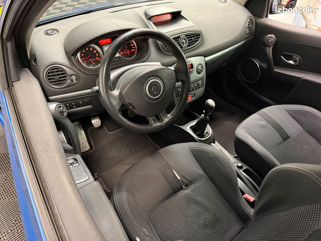 🟡 RENAULT CLIO III 2.0 16V 200 Renault Sport / Clio III RS / CLIO RS✅Ditribution faite✅Entretien OK✅Francaise (image 3)