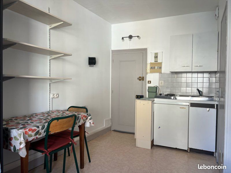 Appartement 1 pièce 14 m² · à Poitiers · 14 m² · 395 €