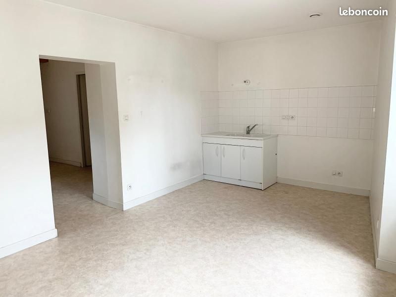 Appartement 3 pièces 59 m² · à Annonay · 59 m² · 455 €