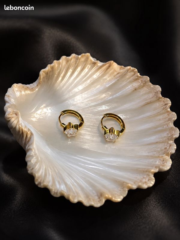 Boucles d’oreilles dorées. État : Neuf (image 6)