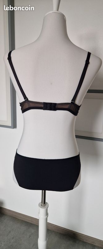 Ensemble Lingerie Darjeeling Push-up Balconnet Taille 85C Rose - Occasion Très Bon état