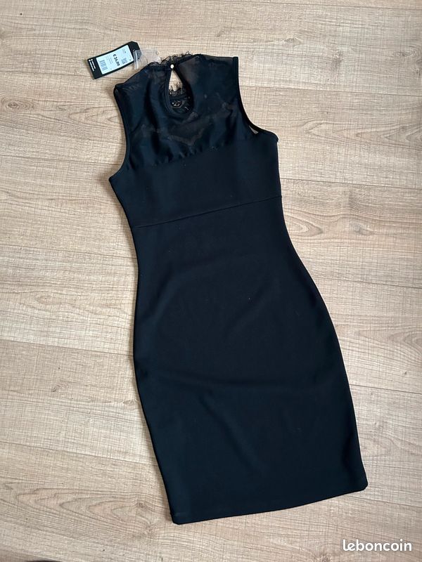 Robe noire neuve avec dentelle sans manches Coolcat taille XS (valeur 25) (image 8)