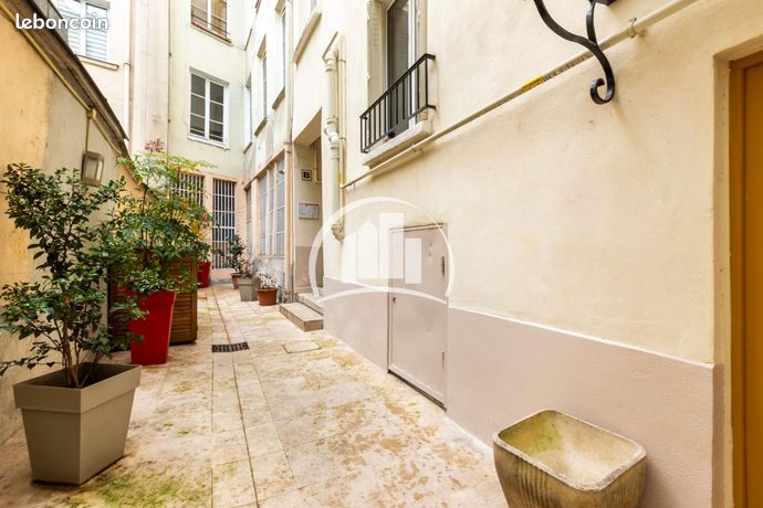 Appartement a louer paris-2e-arrondissement - 2 pièce(s) - 51 m2 - Surfyn