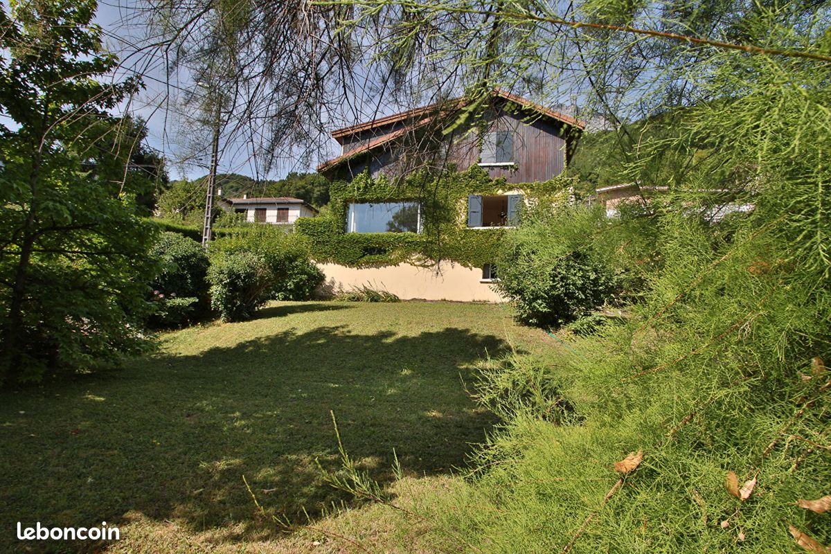 Maison 7 pièces 143 m² · à Seyssins · 143 m² · 495 000 €