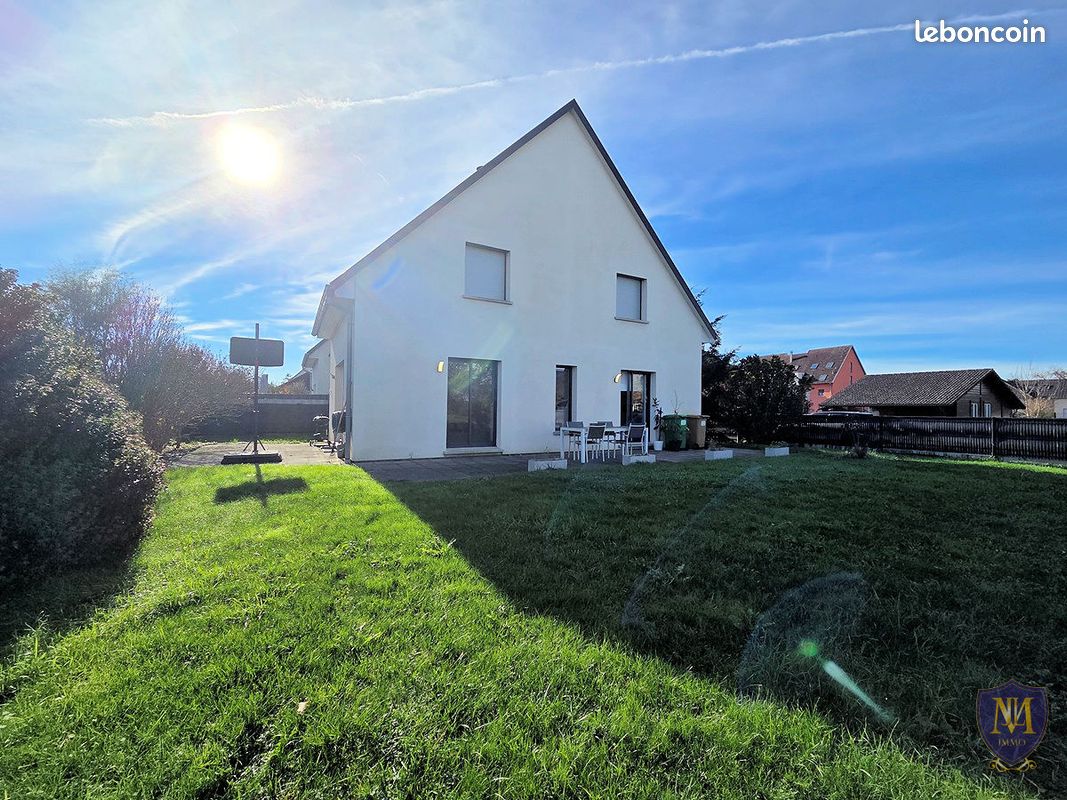 Maison 5 pièces 126 m² · à Blotzheim · 126 m² · 1 950 €/mois